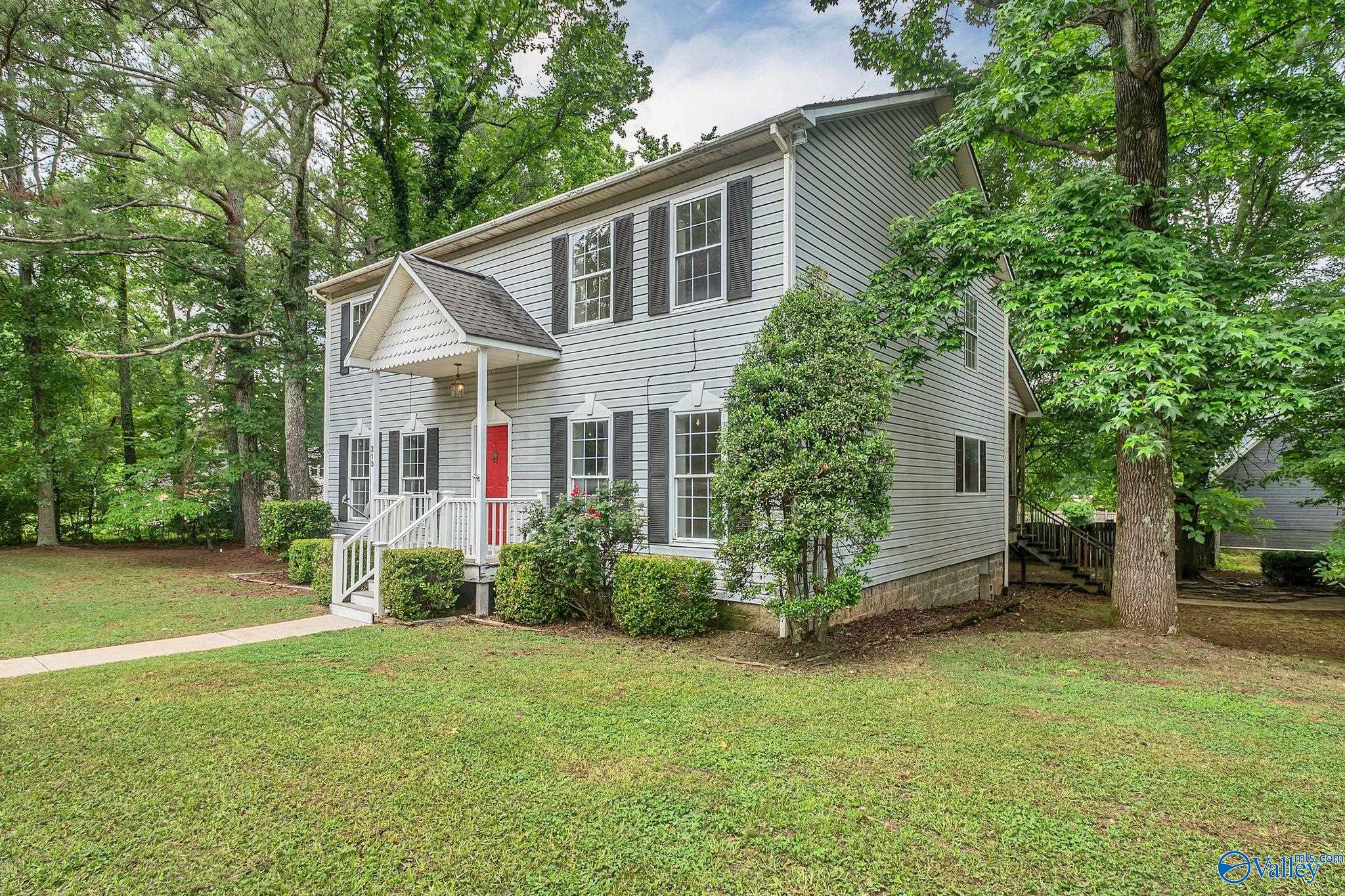 213 Rosecliff Drive