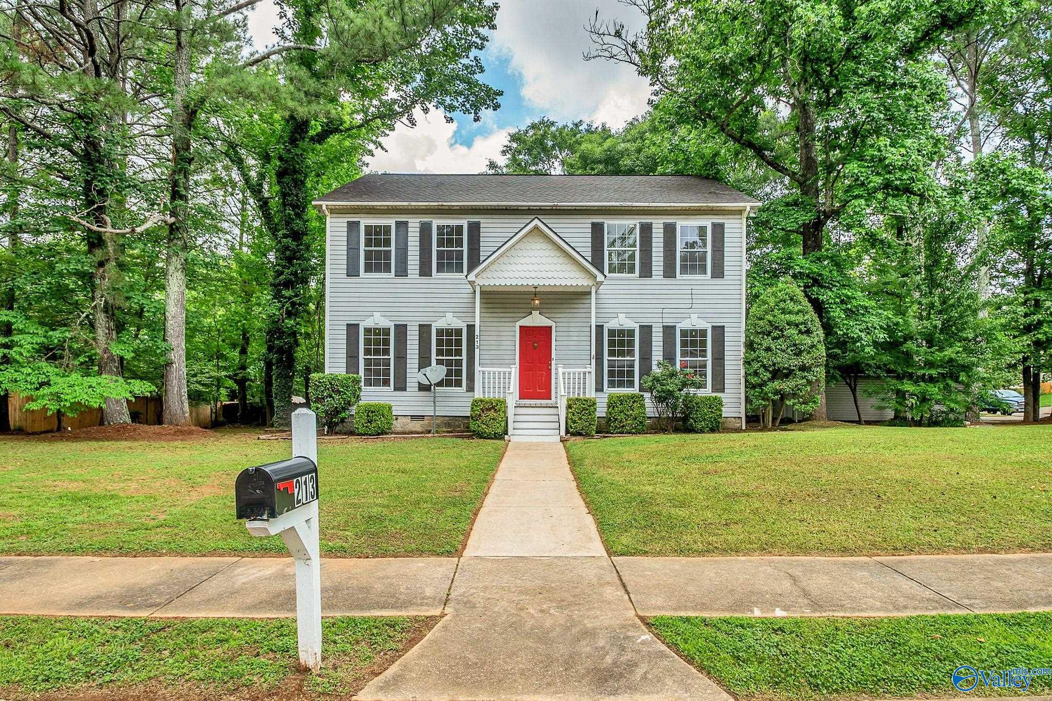213 Rosecliff Drive