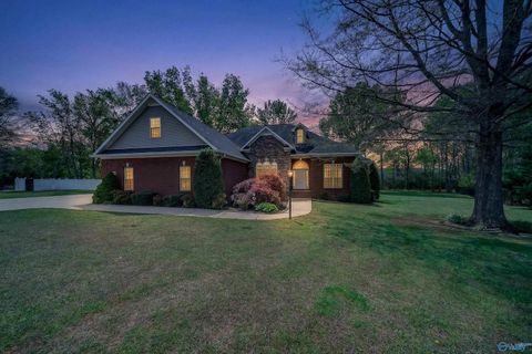 312 Golden Harvest Drive New Market AL 35761