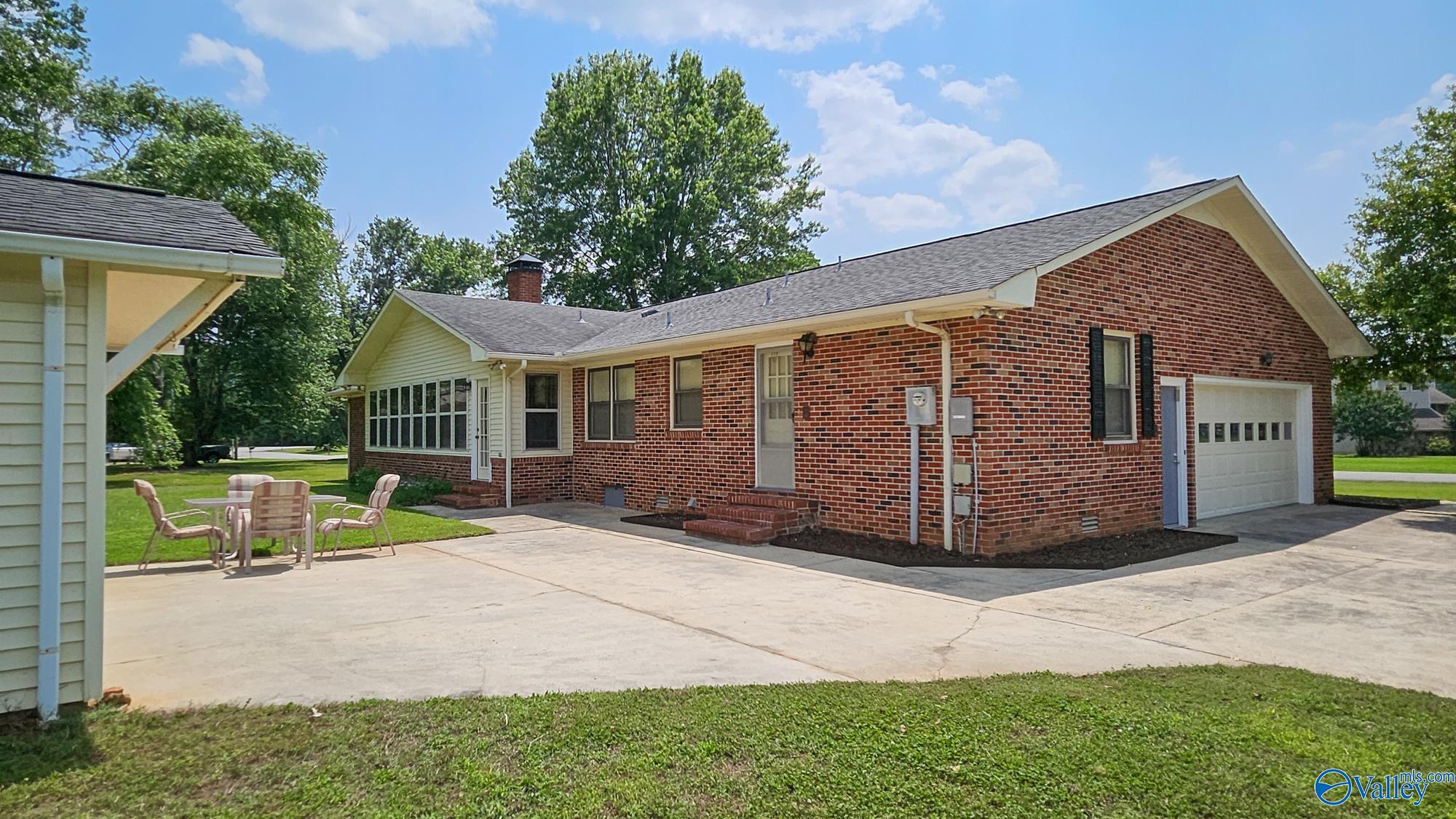 225 Shortland Drive