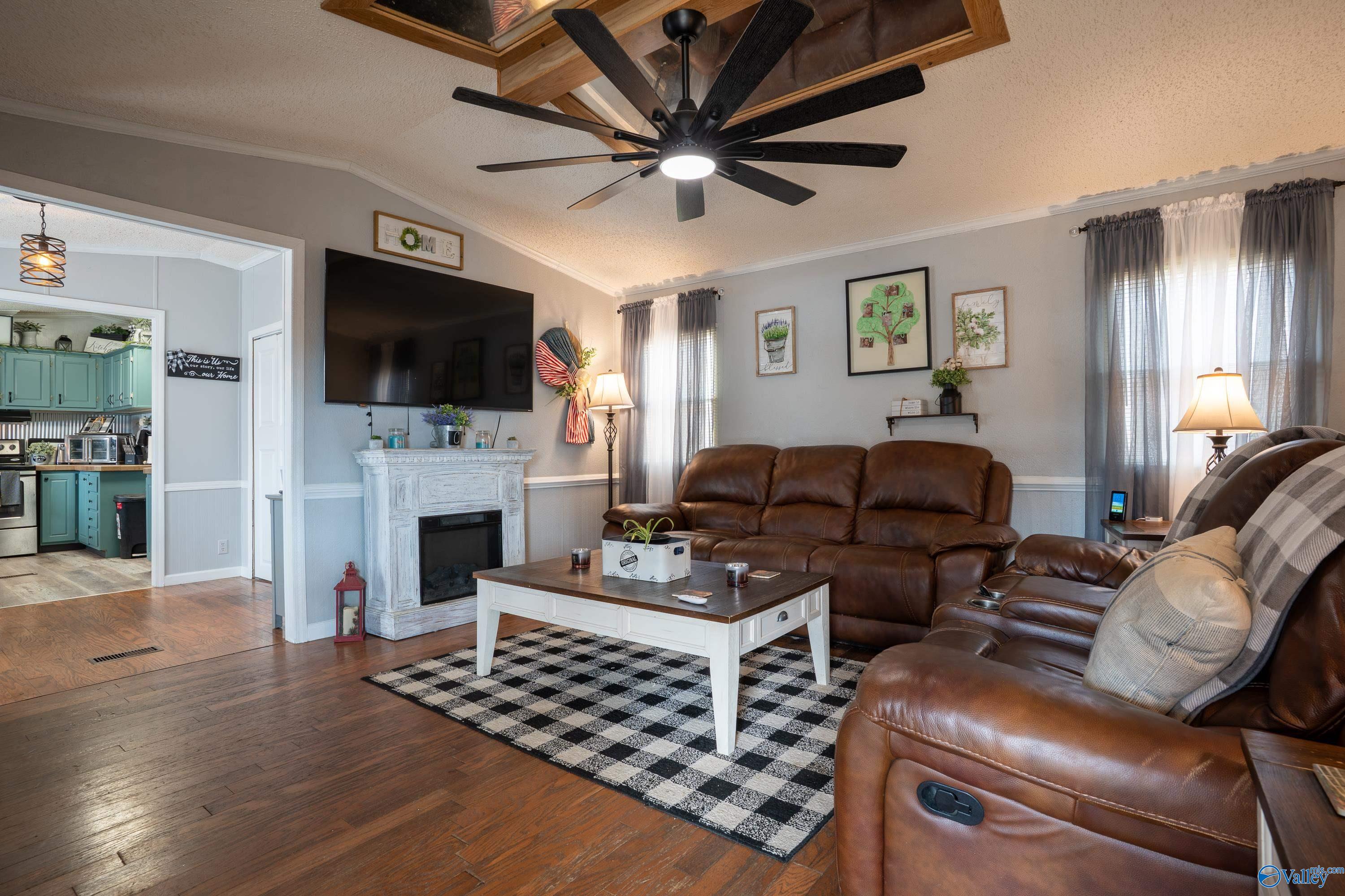 Flat Rock, Alabama 35966, United States, 3 Bedrooms Bedrooms, ,2 BathroomsBathrooms,Residential,Active,249092