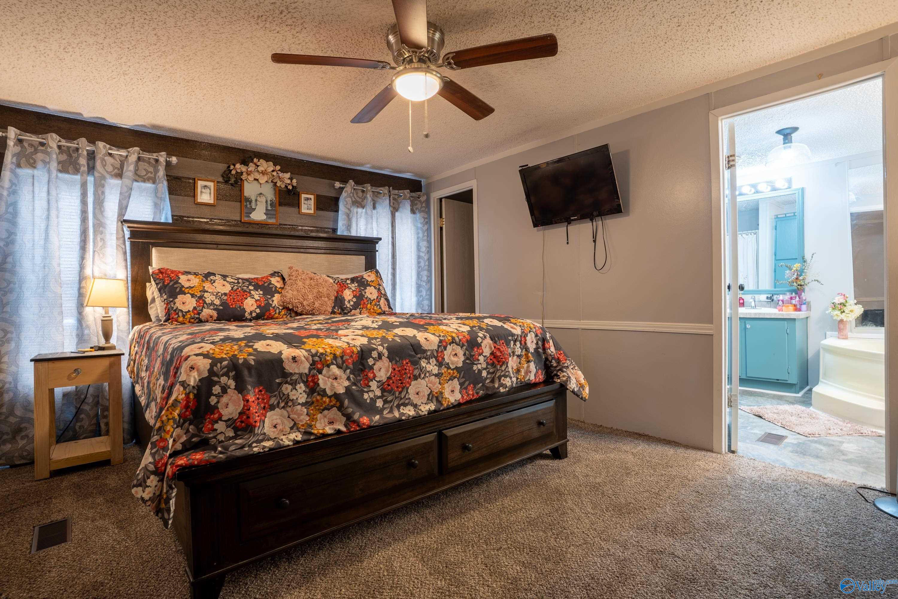 Flat Rock, Alabama 35966, United States, 3 Bedrooms Bedrooms, ,2 BathroomsBathrooms,Residential,Active,249092