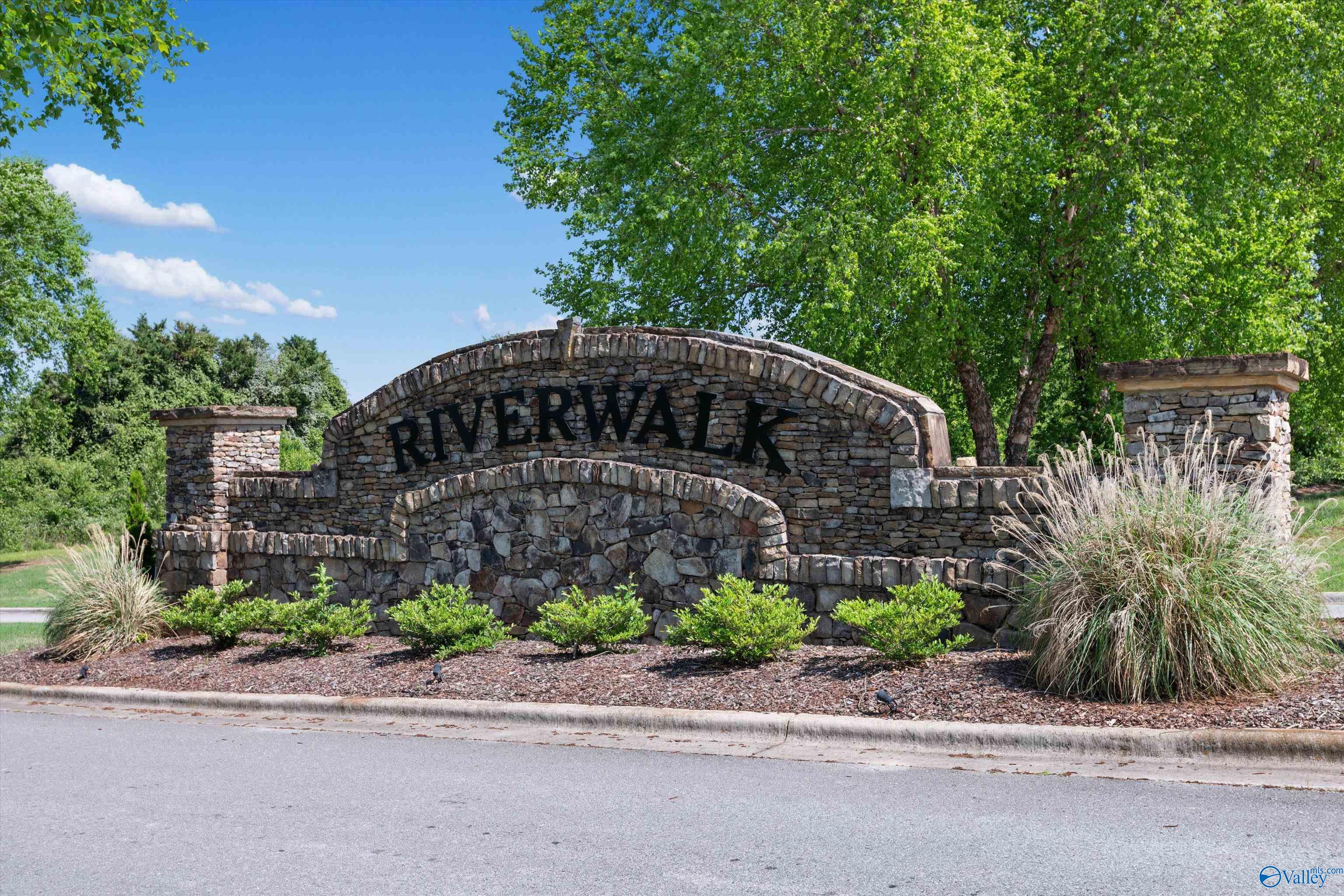 191 River Walk Trail, New Market, Alabama image 40