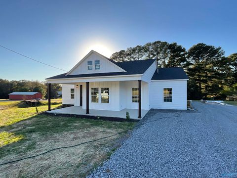 Photo of 308 County Road 1838, Arab, AL 35016 (MLS # 21902276)