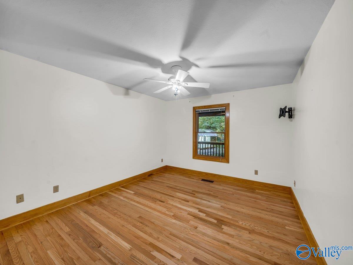 Trenton, Georgia, 30752, United States, 4 Bedrooms Bedrooms, ,4 BathroomsBathrooms,Residential,Active,1963412