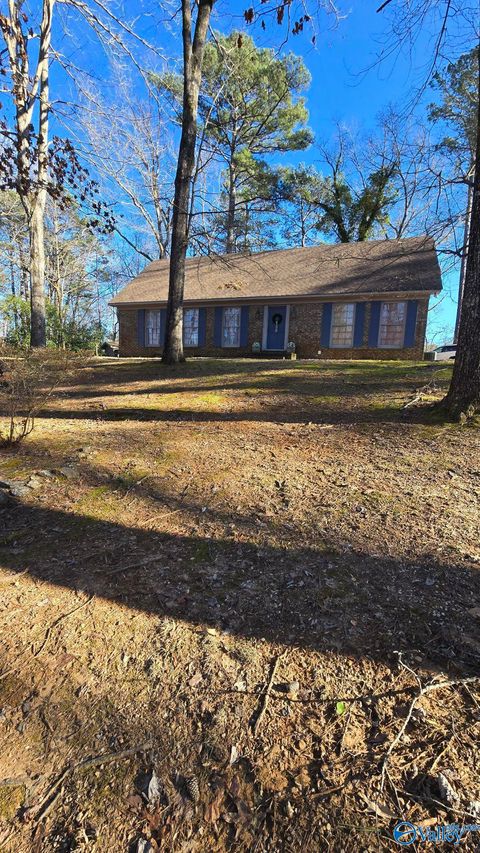 Homes For Sale - 451 SW 13th Street<br/> Fayette County, Fayette, AL 35555