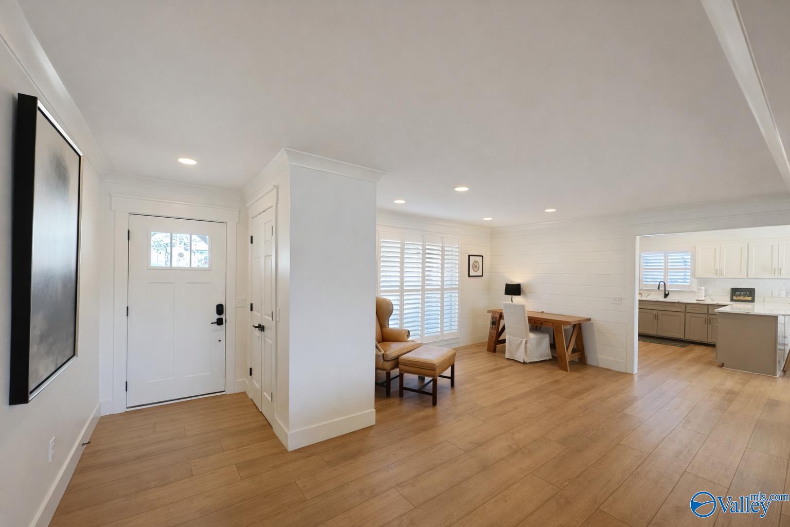 3713 Meadow Wood Circle