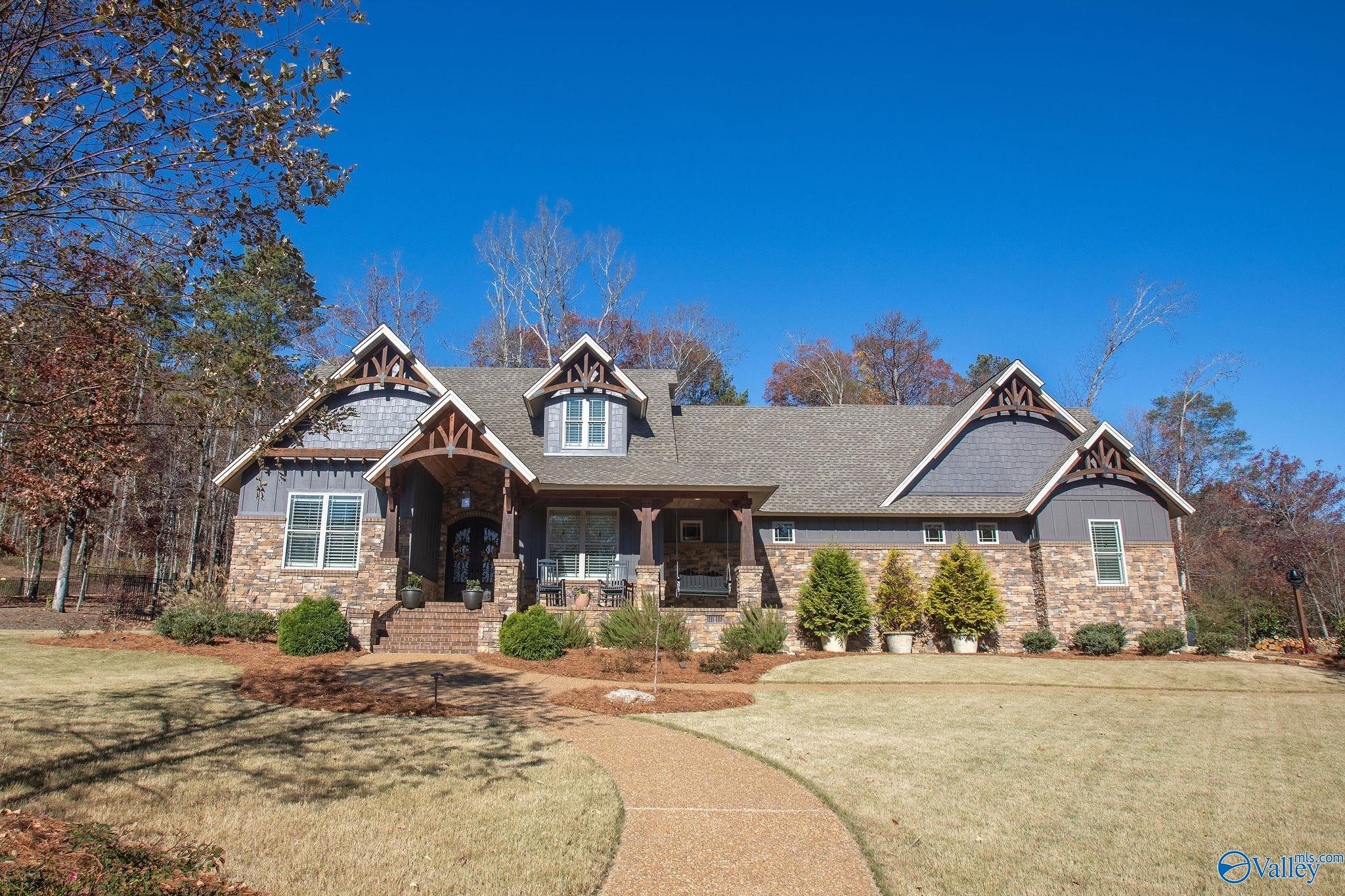 108 River Point Drive, Rainbow City, Alabama image 2