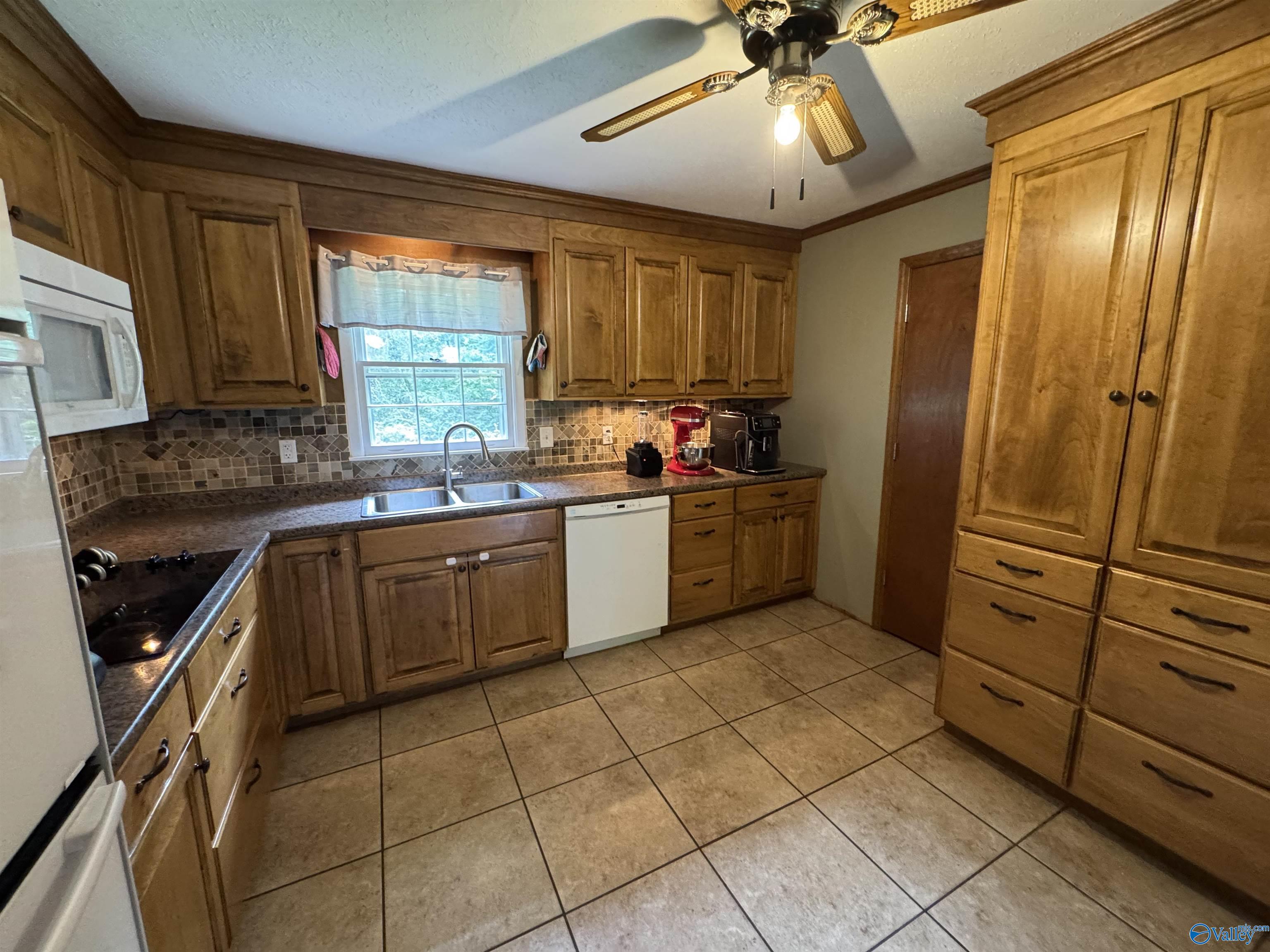 132 Mary Lou Circle, Gadsden, Alabama image 7
