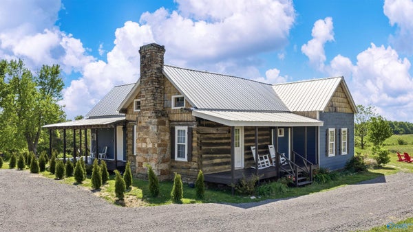 297 COUNTY ROAD 714, VALLEY HEAD, AL 35989 - Image cd920a66c510cad6f8a03aeb2edfb521/4243864569