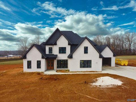 Homes For Sale - 118 Sydney School Way<br/> Hazel Green, AL 35750