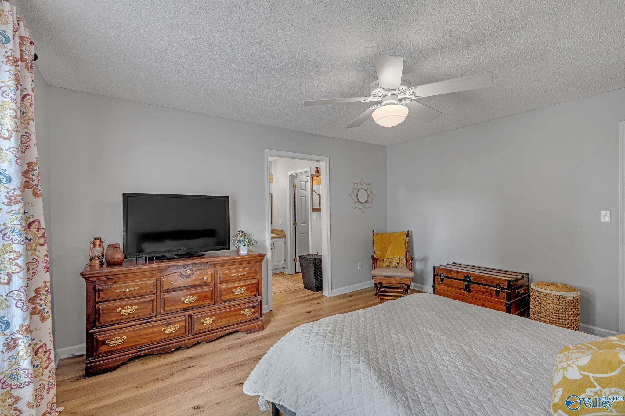 17557 Owens Street, Athens, Alabama image 20