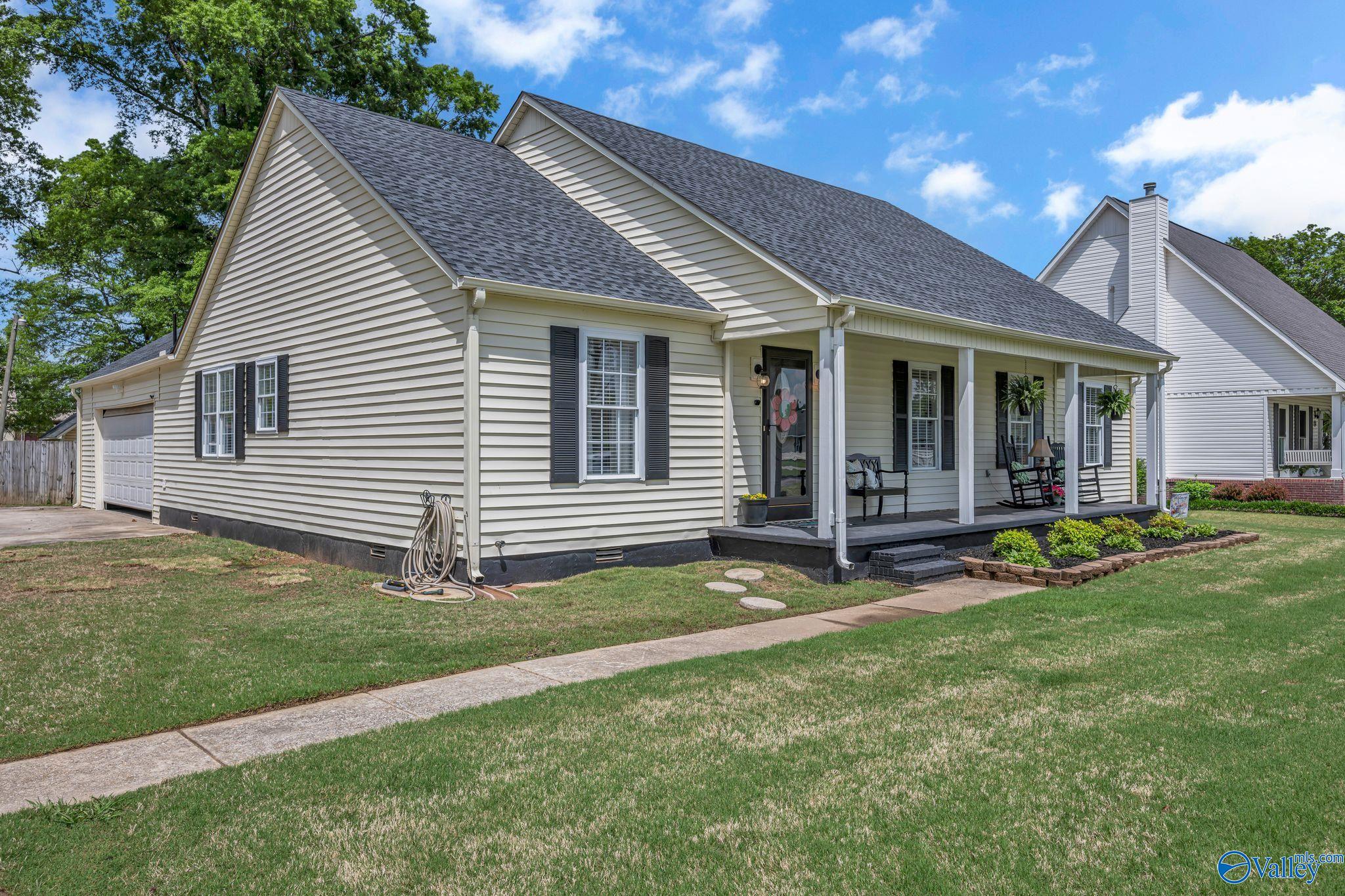 17557 Owens Street, Athens, Alabama image 4