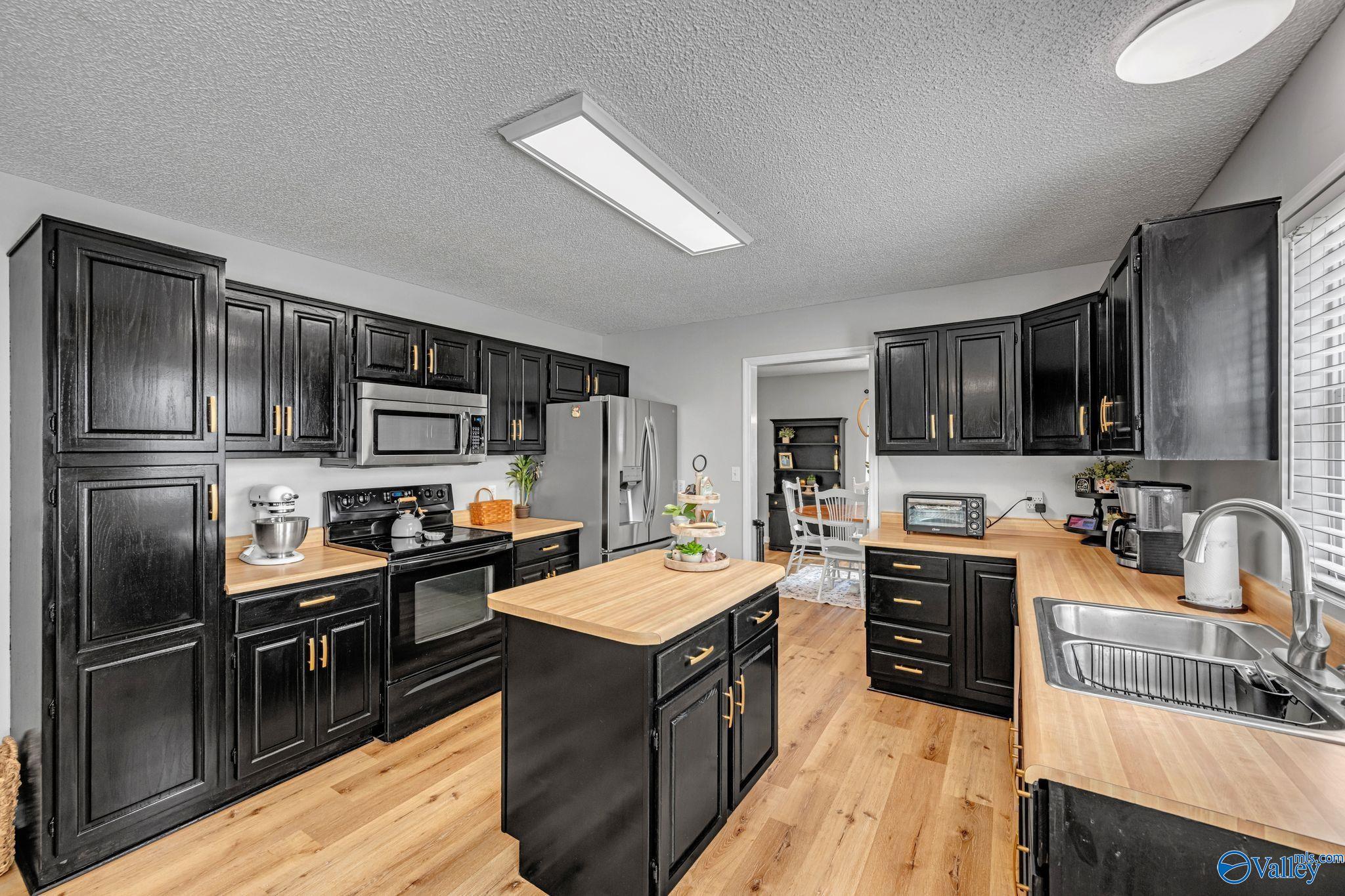 17557 Owens Street, Athens, Alabama image 10