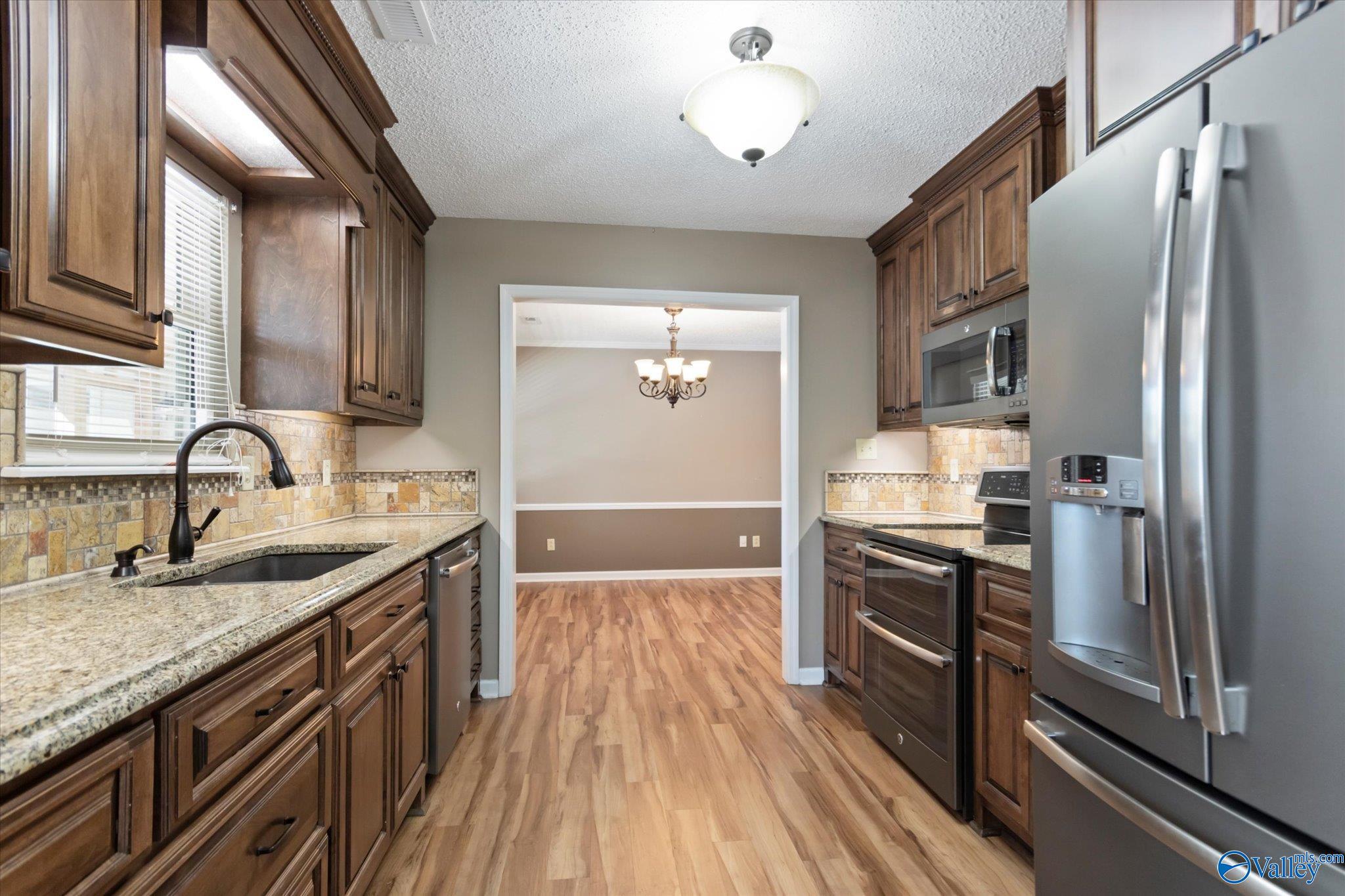 212 Ohara Drive, Albertville, Alabama image 8