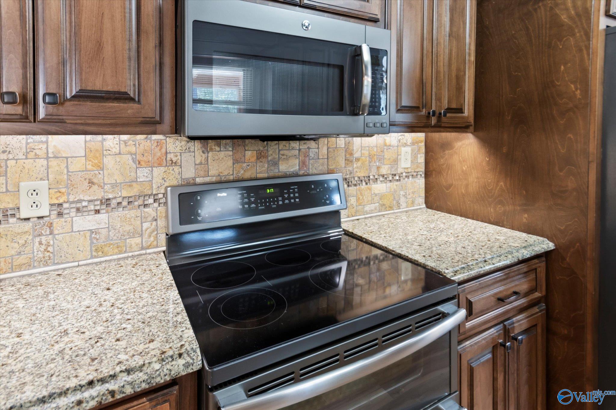 212 Ohara Drive, Albertville, Alabama image 7