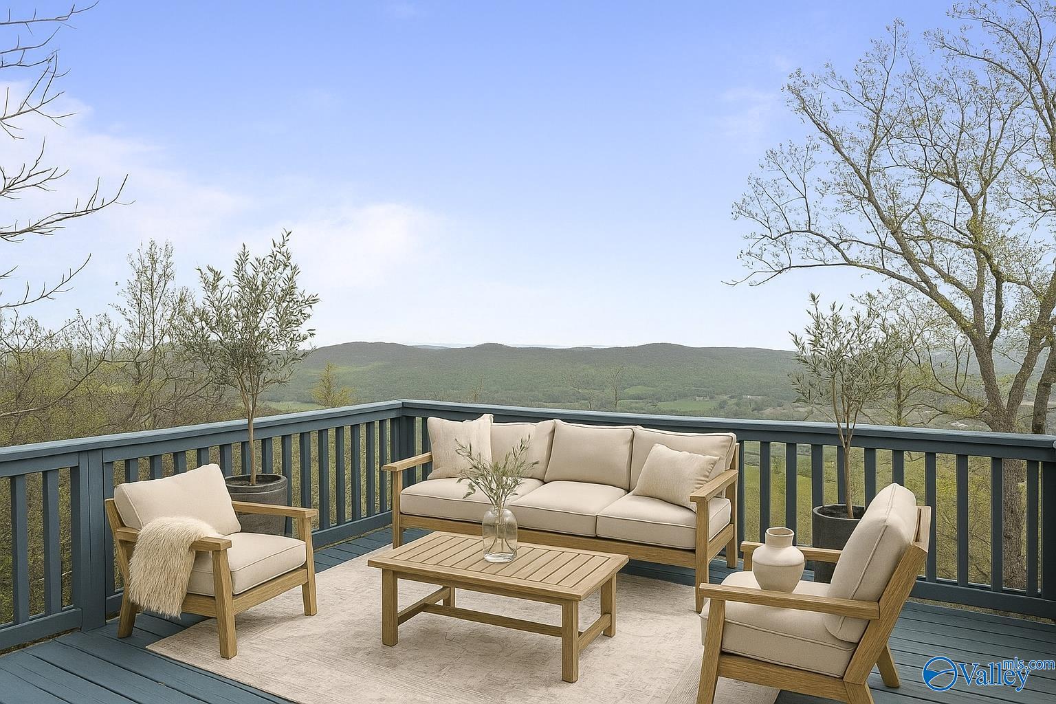 Huntsville, Alabama 35802, United States, 4 Bedrooms Bedrooms, ,4 BathroomsBathrooms,Residential,Active,104277