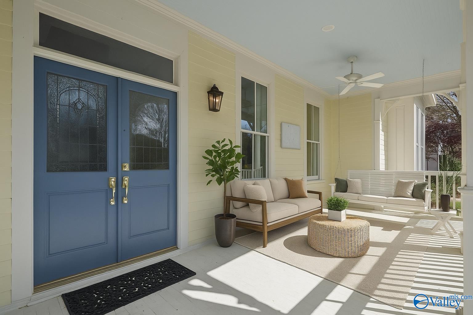 Huntsville, Alabama 35802, United States, 4 Bedrooms Bedrooms, ,4 BathroomsBathrooms,Residential,Active,104277