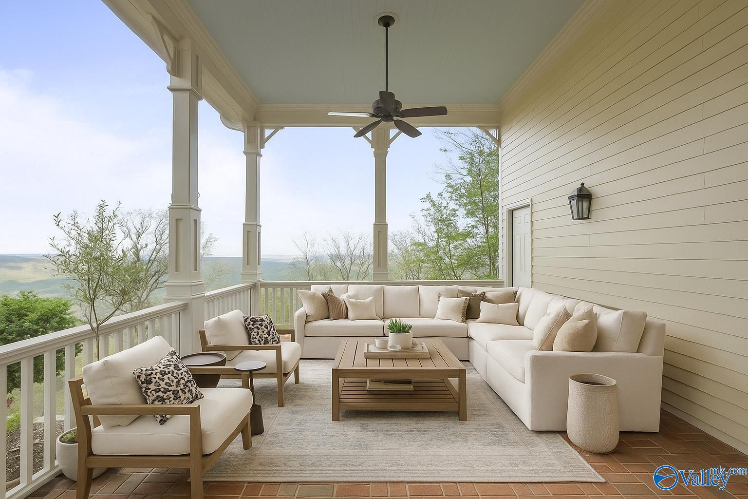 Huntsville, Alabama 35802, United States, 4 Bedrooms Bedrooms, ,4 BathroomsBathrooms,Residential,Active,104277