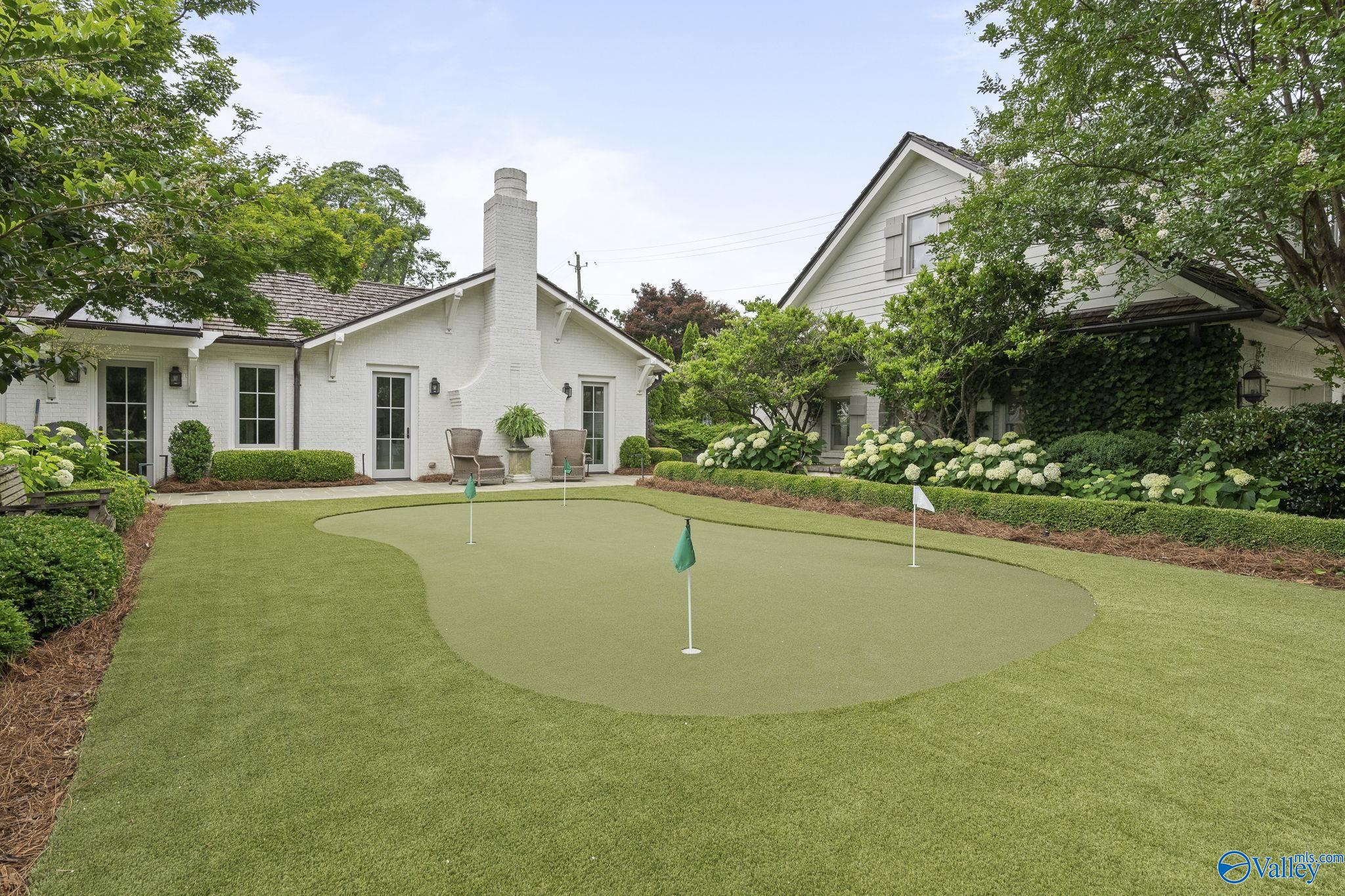 Huntsville, Alabama 35801, United States, 5 Bedrooms Bedrooms, ,4 BathroomsBathrooms,Residential,Active,188534