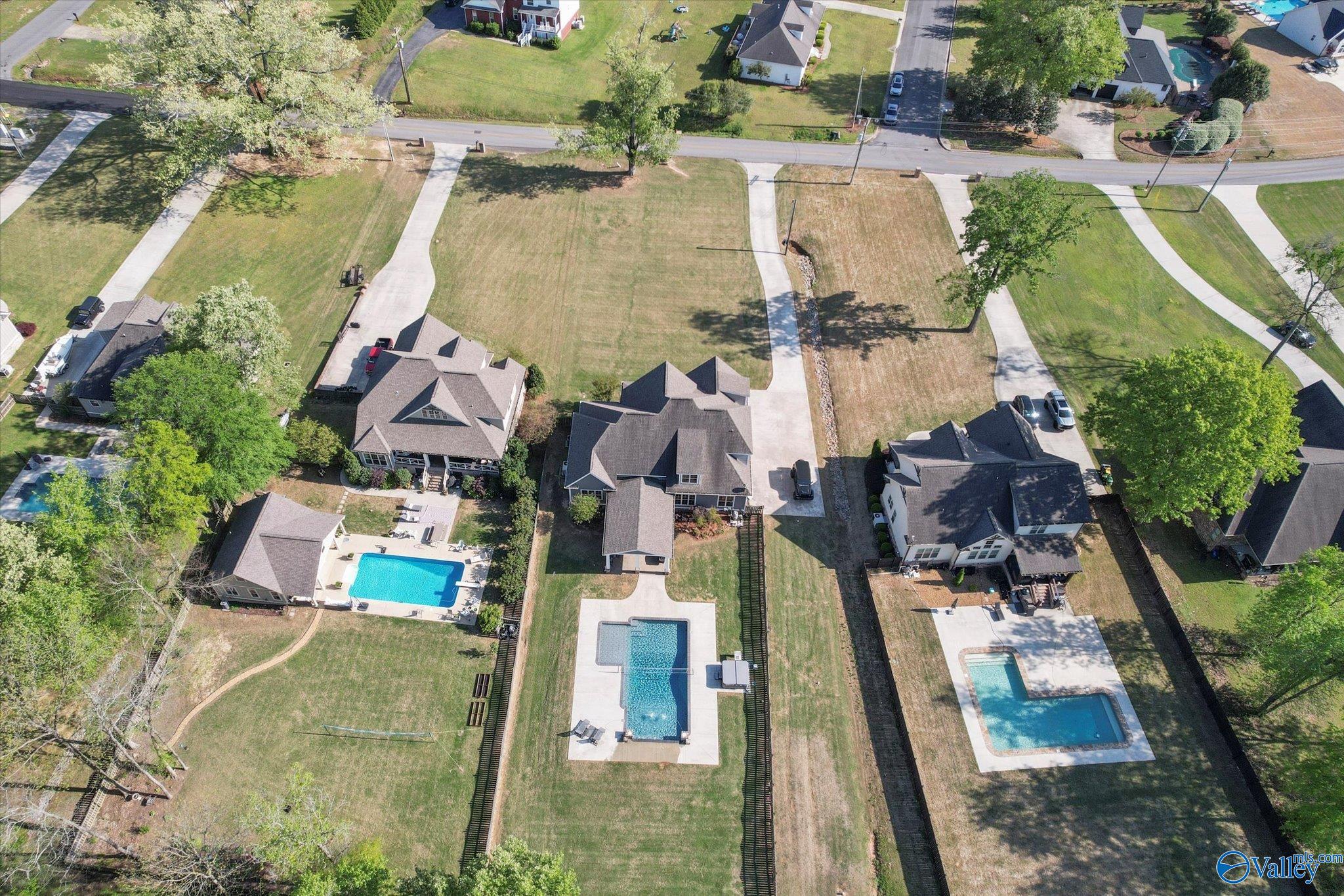 3320 Creek Path Road, Guntersville, Alabama image 44