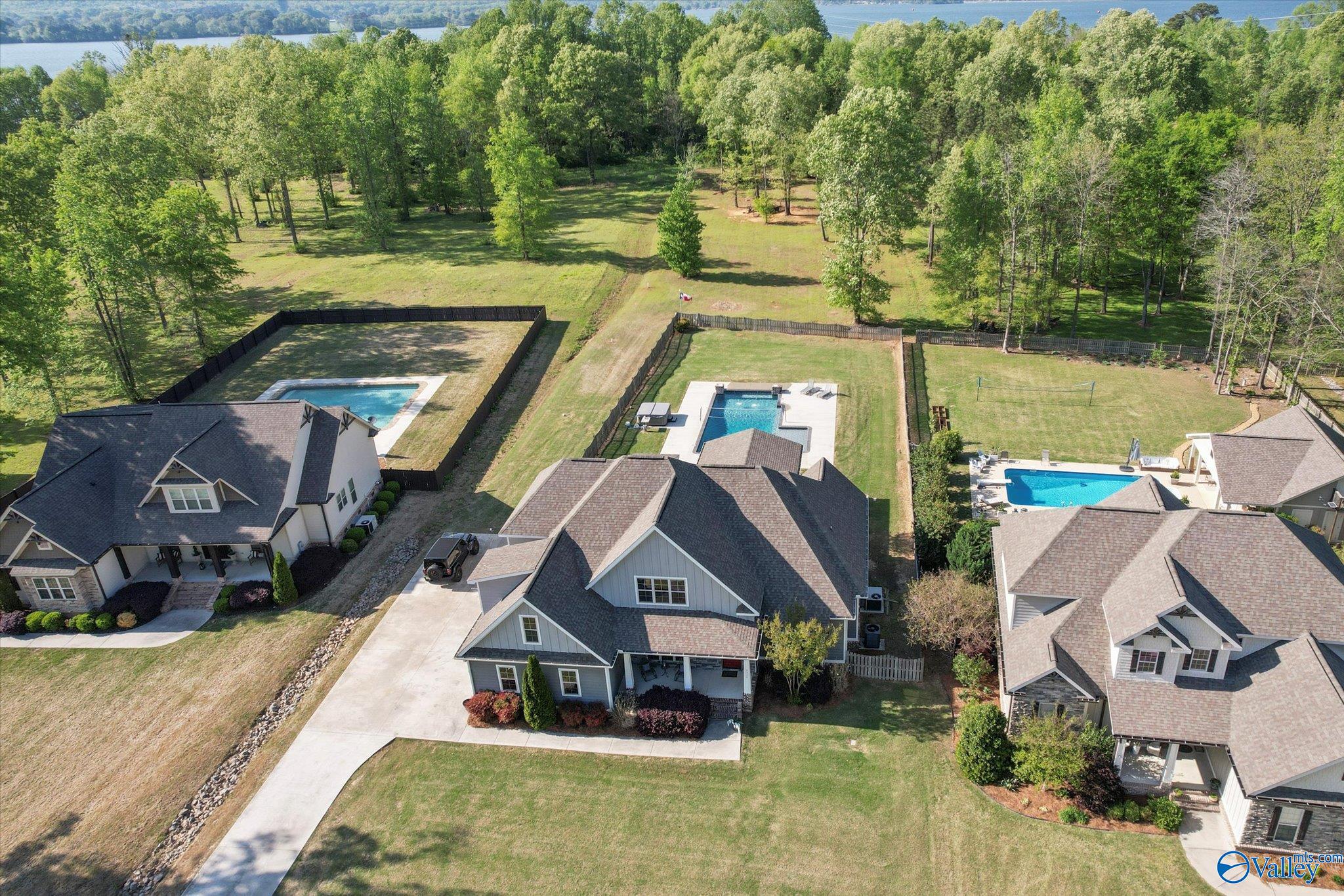 3320 Creek Path Road, Guntersville, Alabama image 43