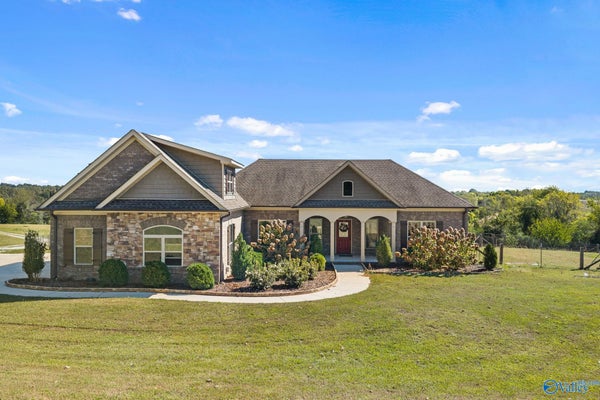 18295 COX RD, ATHENS, AL 35611 - Image ce76b4edaf2acdee08d5daa055929af1/3734800226