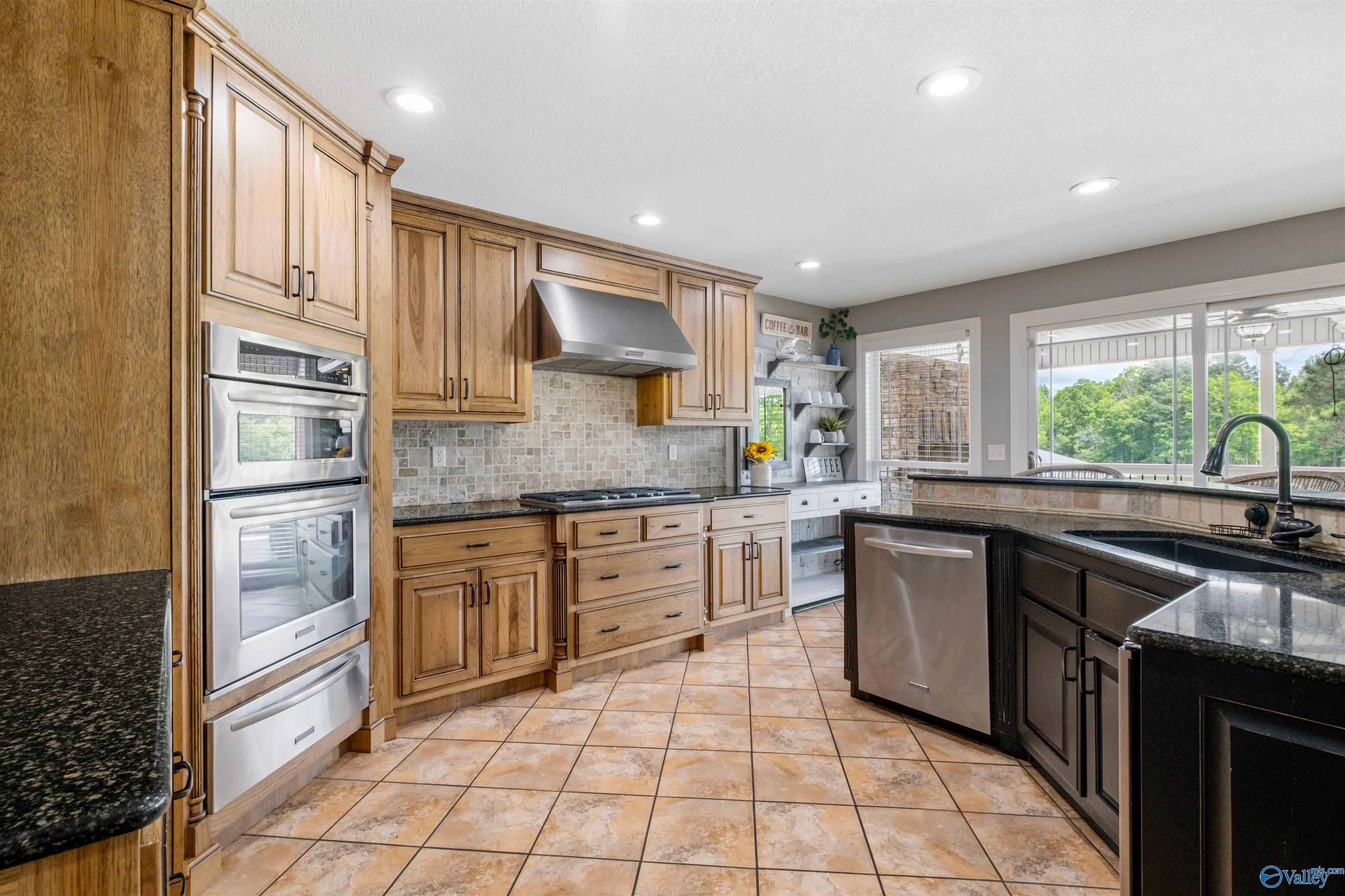 231 Minnesota Bend Trail, Gadsden, Alabama image 9