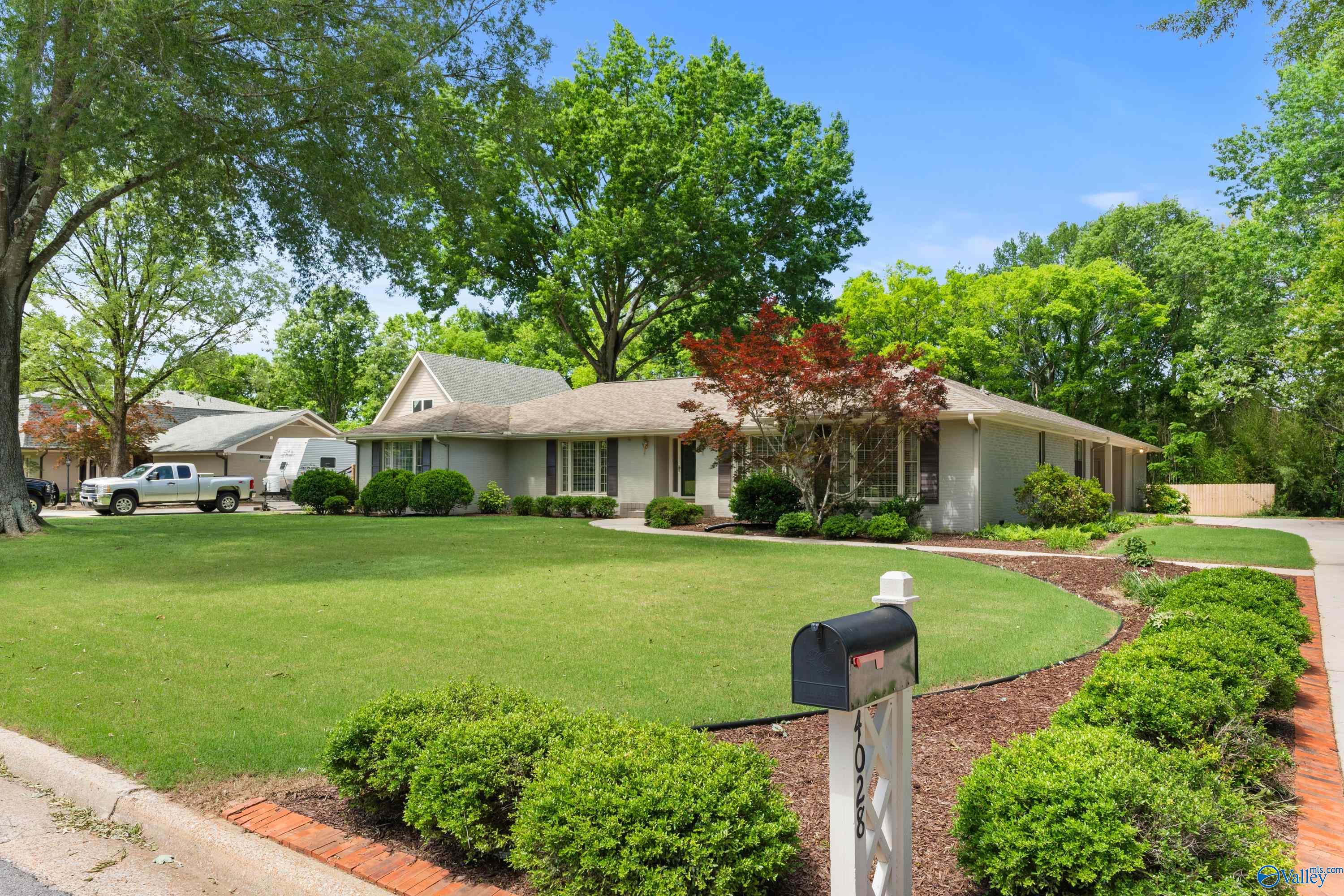 4028 Dotson Drive, Huntsville, Alabama image 3