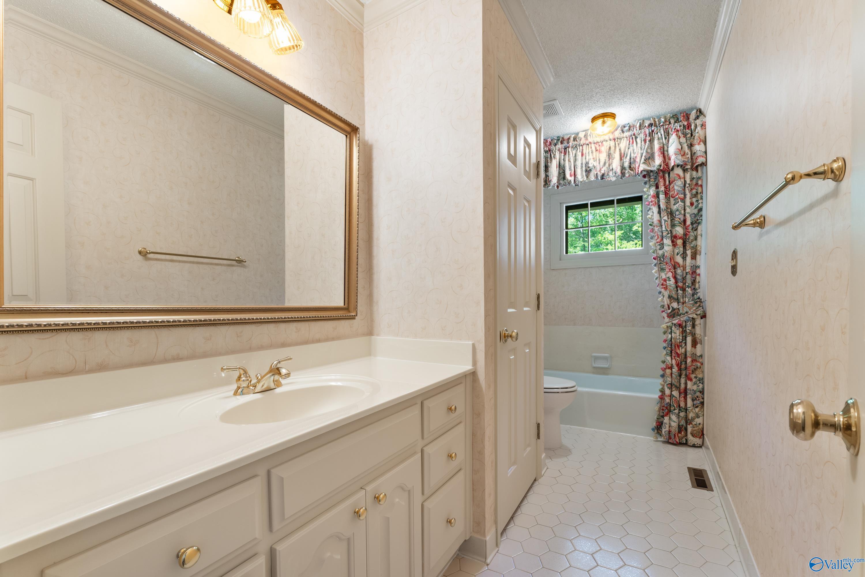 4028 Dotson Drive, Huntsville, Alabama image 30