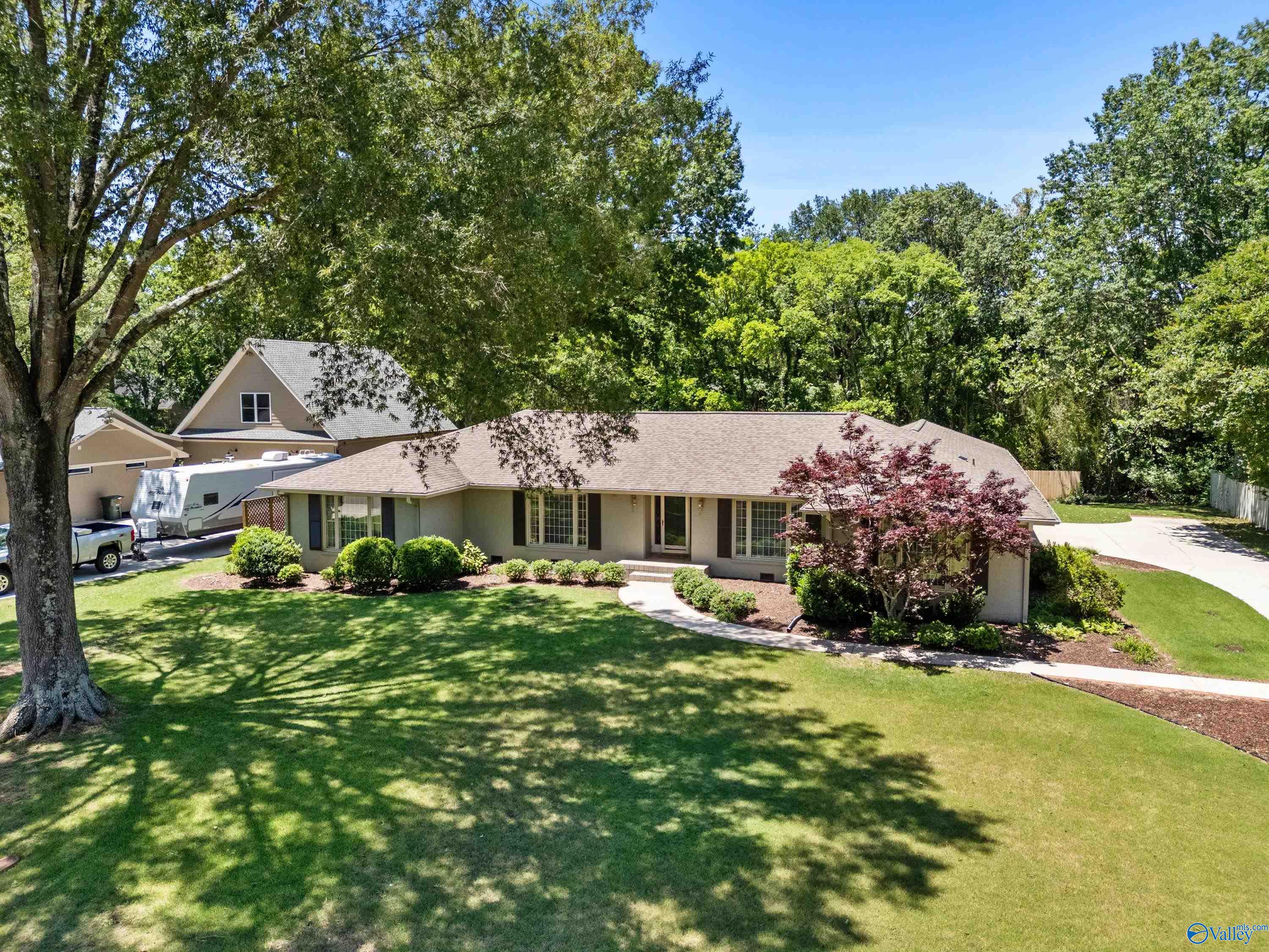 4028 Dotson Drive, Huntsville, Alabama image 4