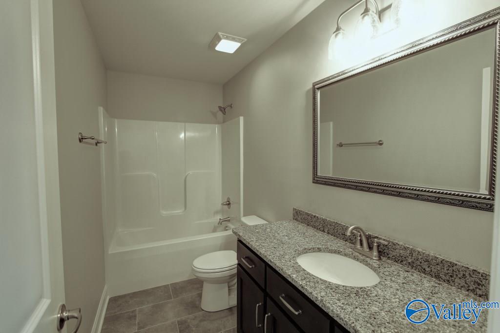 17212 Stonegate Drive, Athens, Alabama image 28