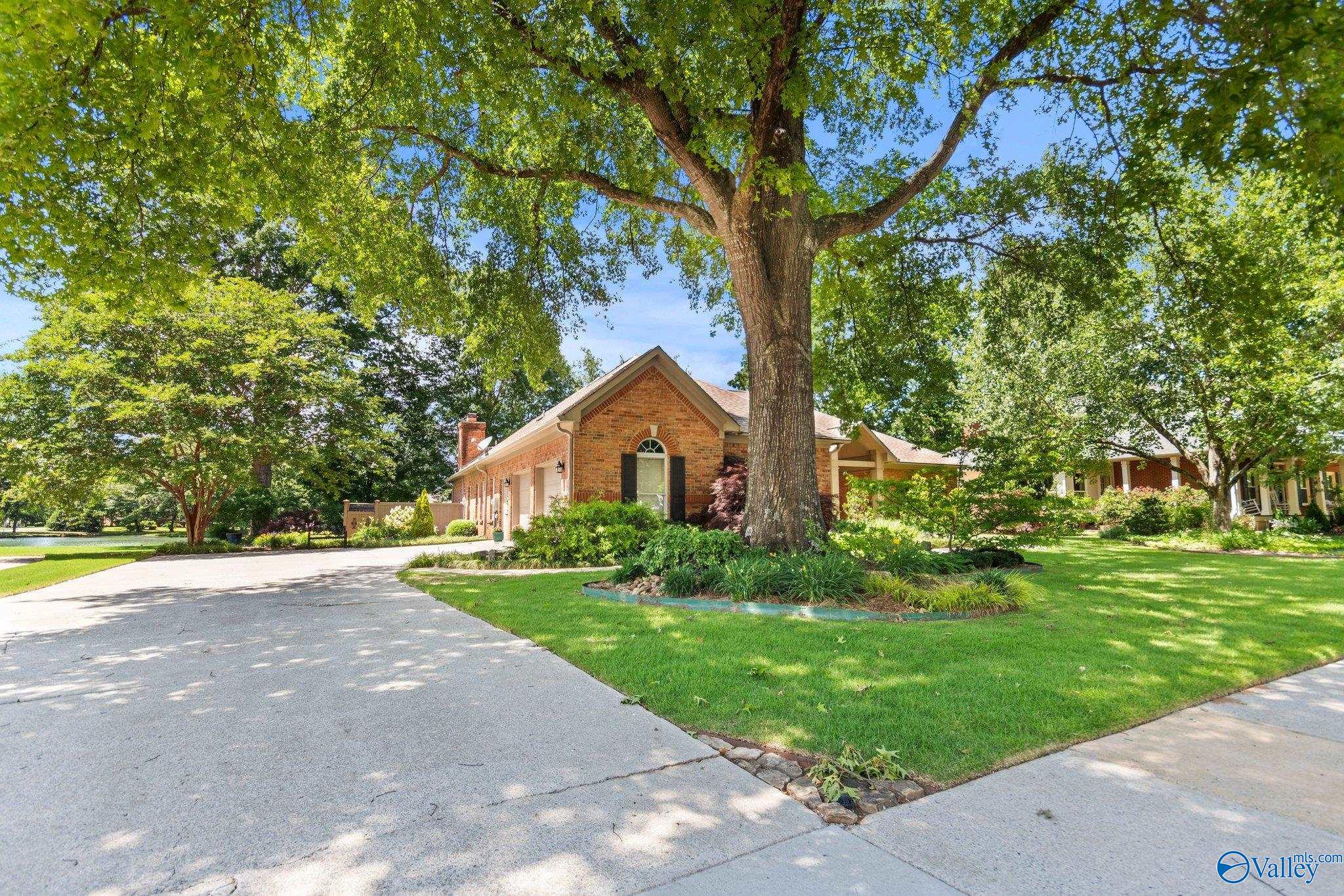 3020 Augusta Trace, Owens Cross Roads, Alabama image 4