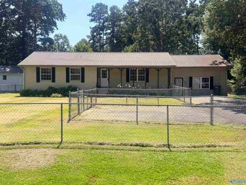 Homes For Sale - 1008 Northwood Drive<br/> Centre, AL 35960