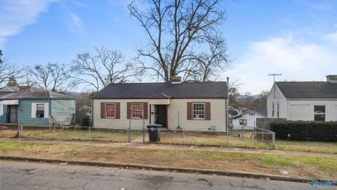 Homes For Sale - 1417 47TH ST W Ensley Drive #ENSLEY<br/> Birmingham, AL 35208