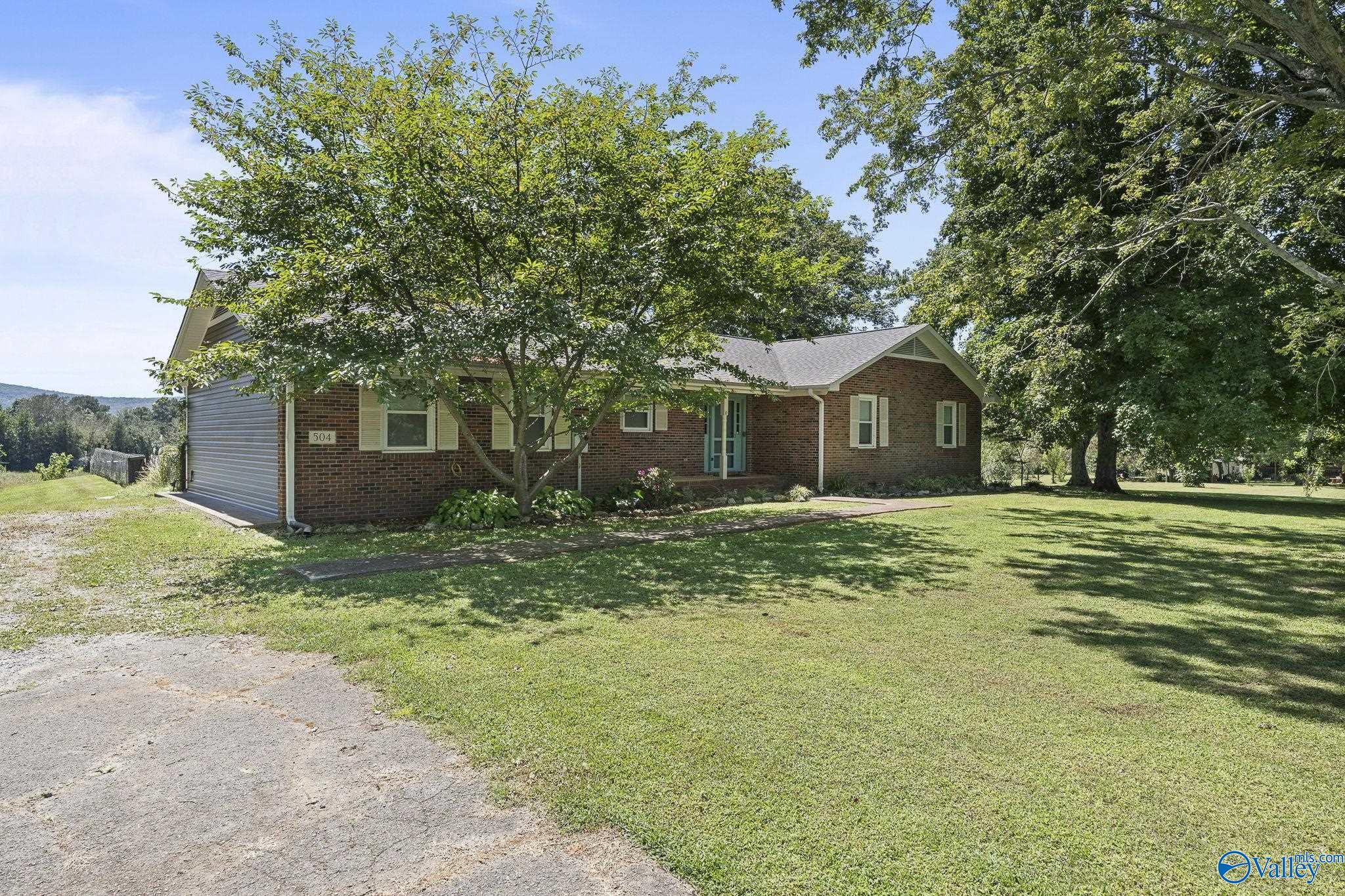 504 Hurricane Road