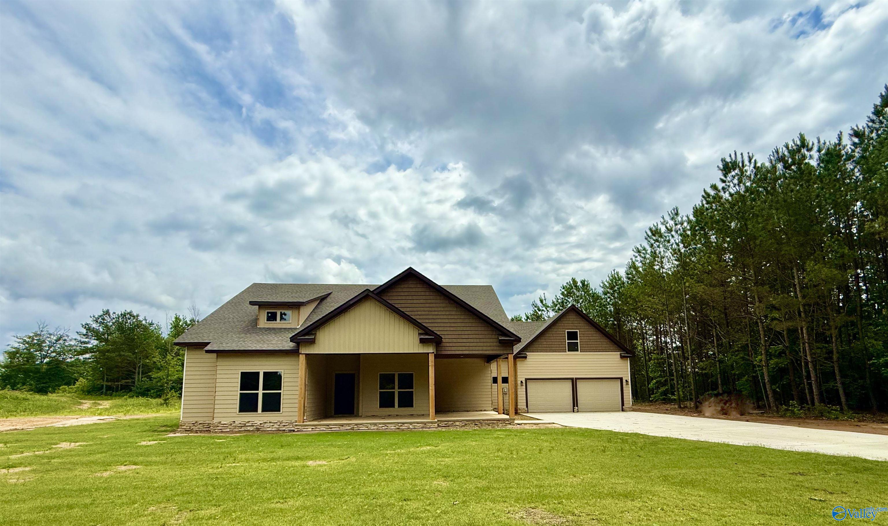 1112 Mountainview Road, Hartselle, Alabama image 1