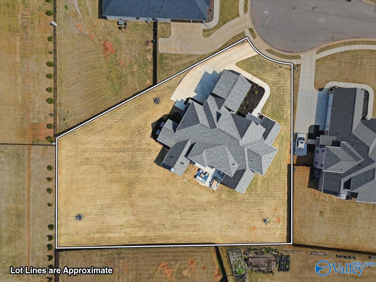 Meridianville, Alabama, 35759, United States, 5 Bedrooms Bedrooms, ,5 BathroomsBathrooms,Residential,Active,2032377