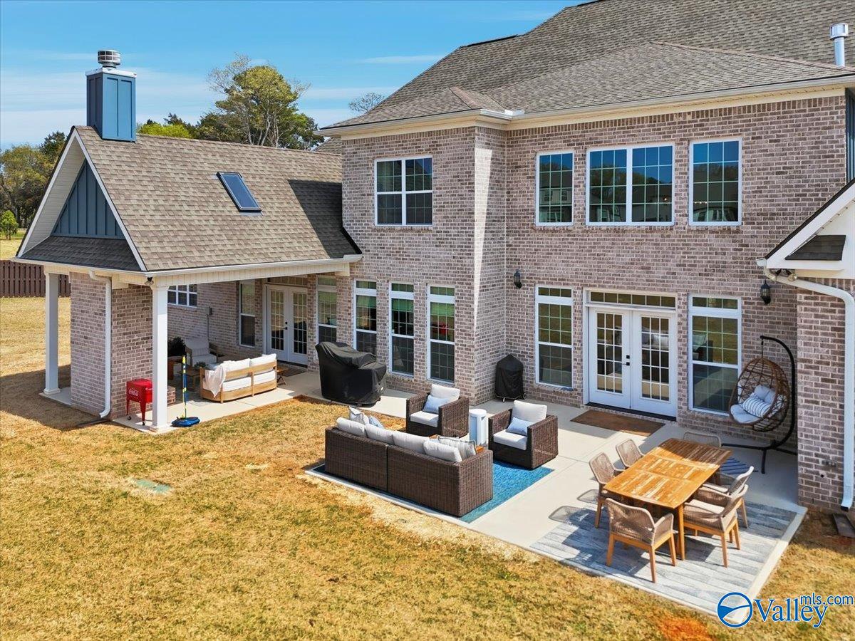 Meridianville, Alabama, 35759, United States, 5 Bedrooms Bedrooms, ,5 BathroomsBathrooms,Residential,Active,2032377