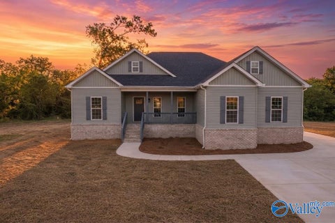 Homes For Sale - 5172 Columbus City Road<br/> Marshall County, Grant, AL 35747
