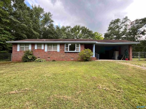 Homes For Sale - 3188 South Broad Street<br/> Albertville, AL 35950