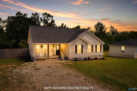 Photo of 216 County Road 425, Hillsboro, AL 35643 (MLS # 21917454)