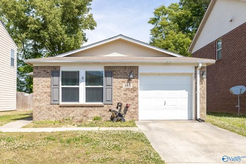 Homes For Rent - 163 Sedgewick Drive<br/> Owens Cross Roads, AL 35763