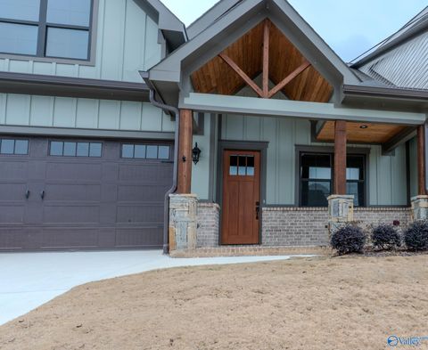 Townhouse For Sale - 171 Whistling Straits Way<br/> Guntersville, AL 35976