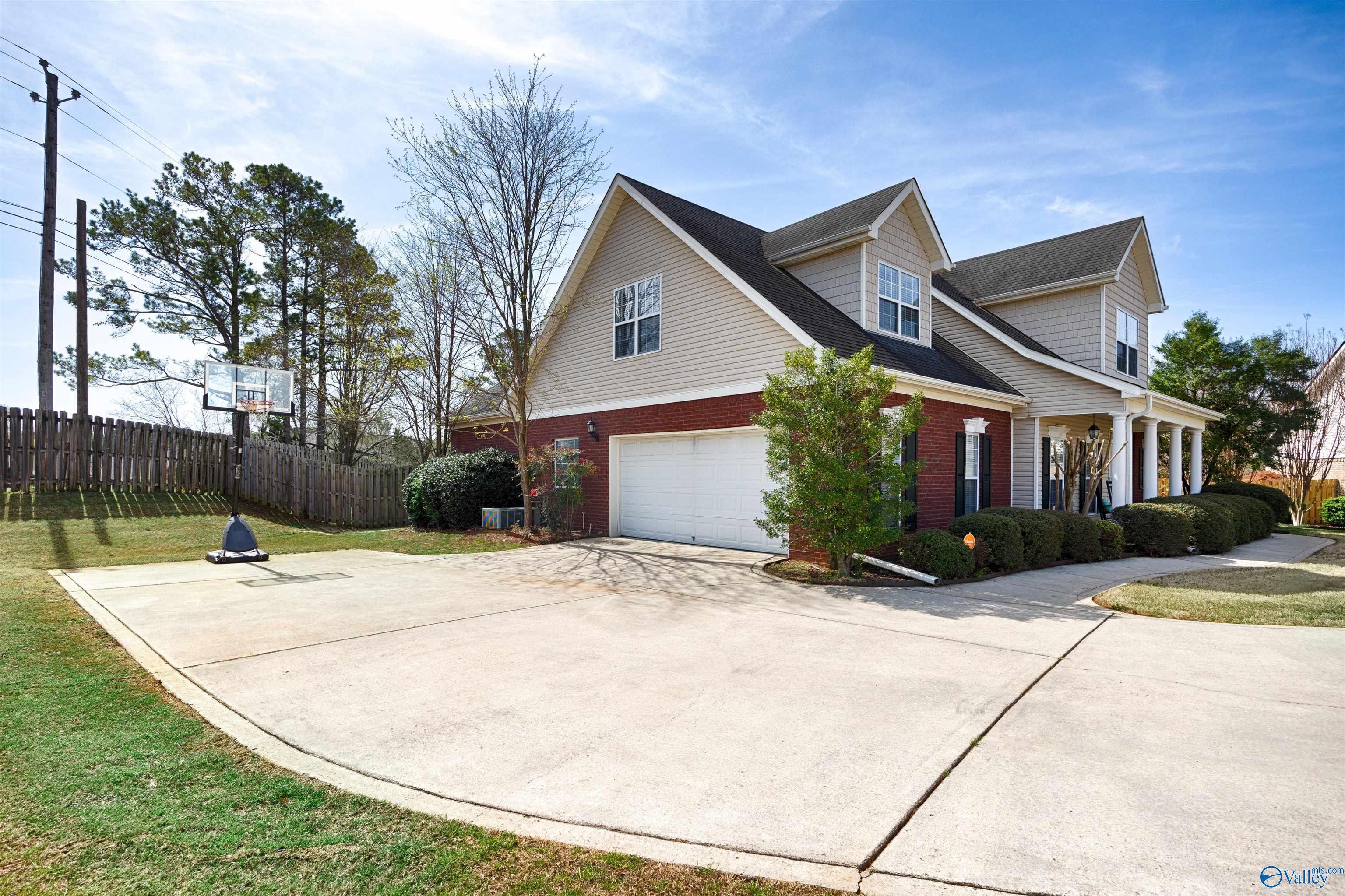 114 Galt Lane, Madison, Alabama image 5