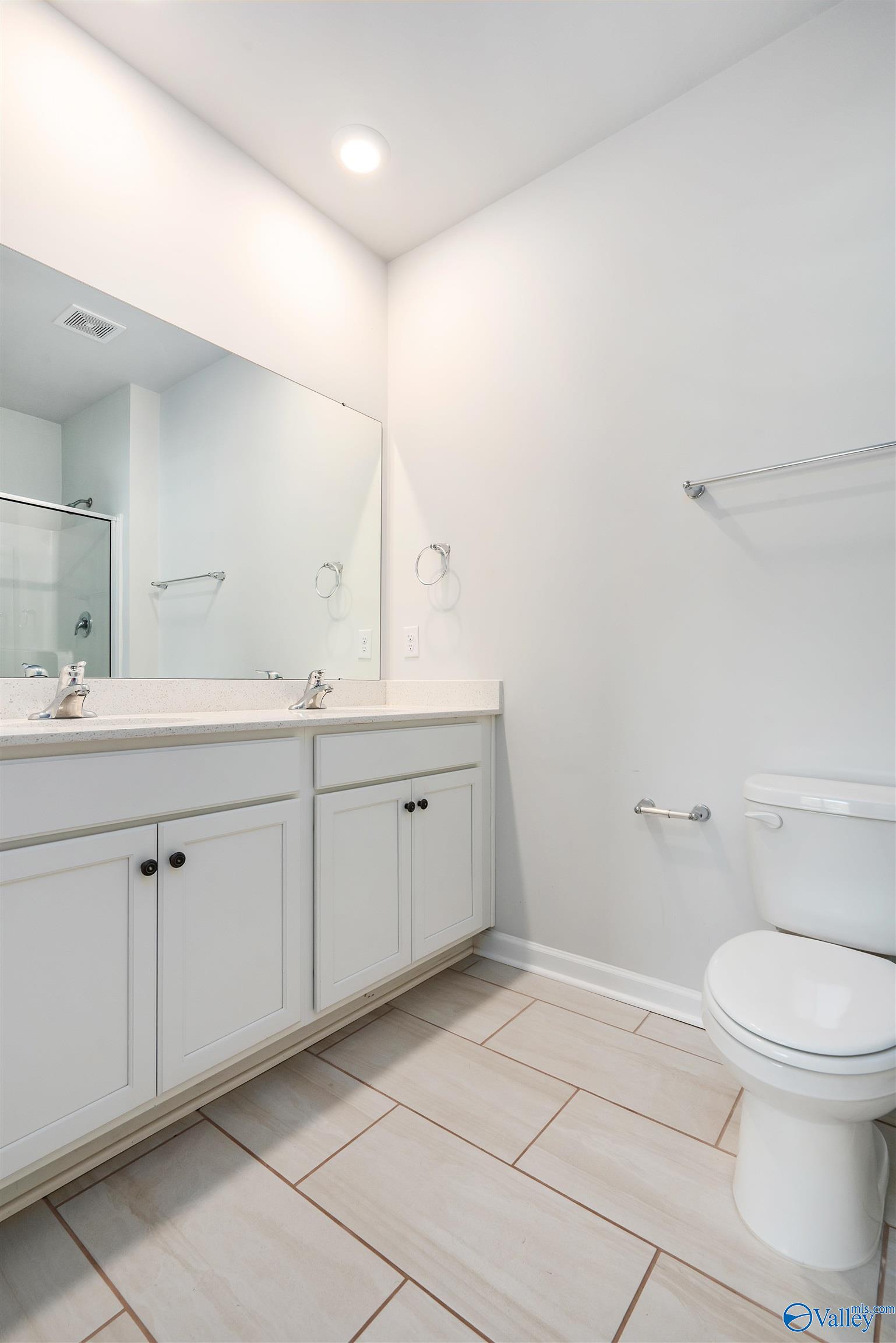 26500 Riparian Drive, Athens, Alabama image 15