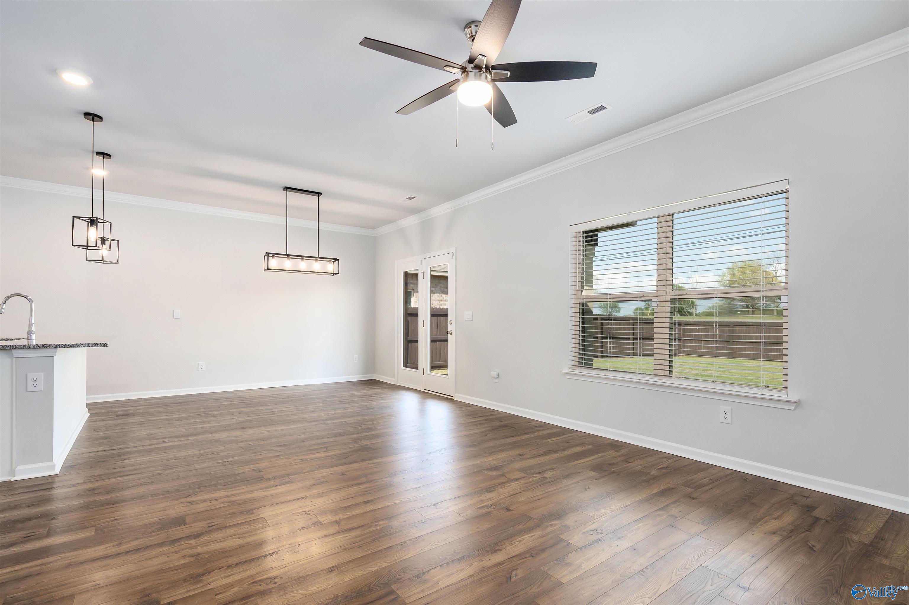 26500 Riparian Drive, Athens, Alabama image 4