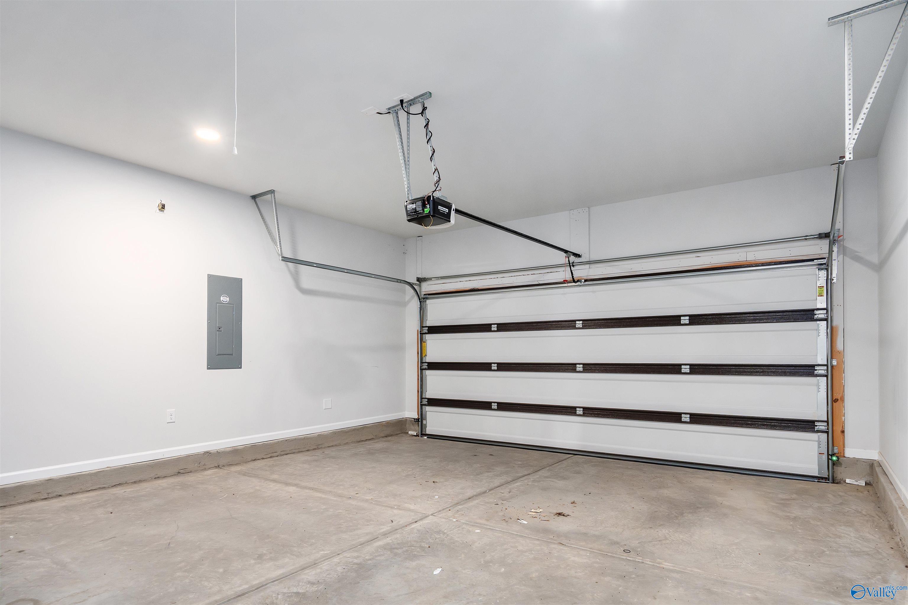 26500 Riparian Drive, Athens, Alabama image 22