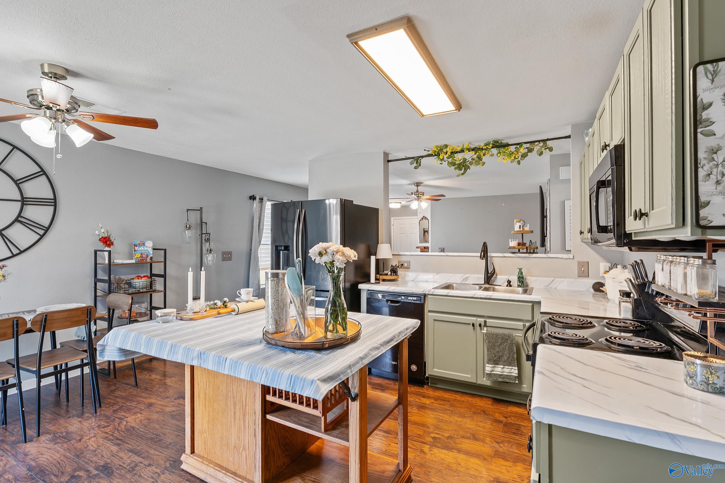 227 Whitestone Drive, Huntsville, Alabama image 7