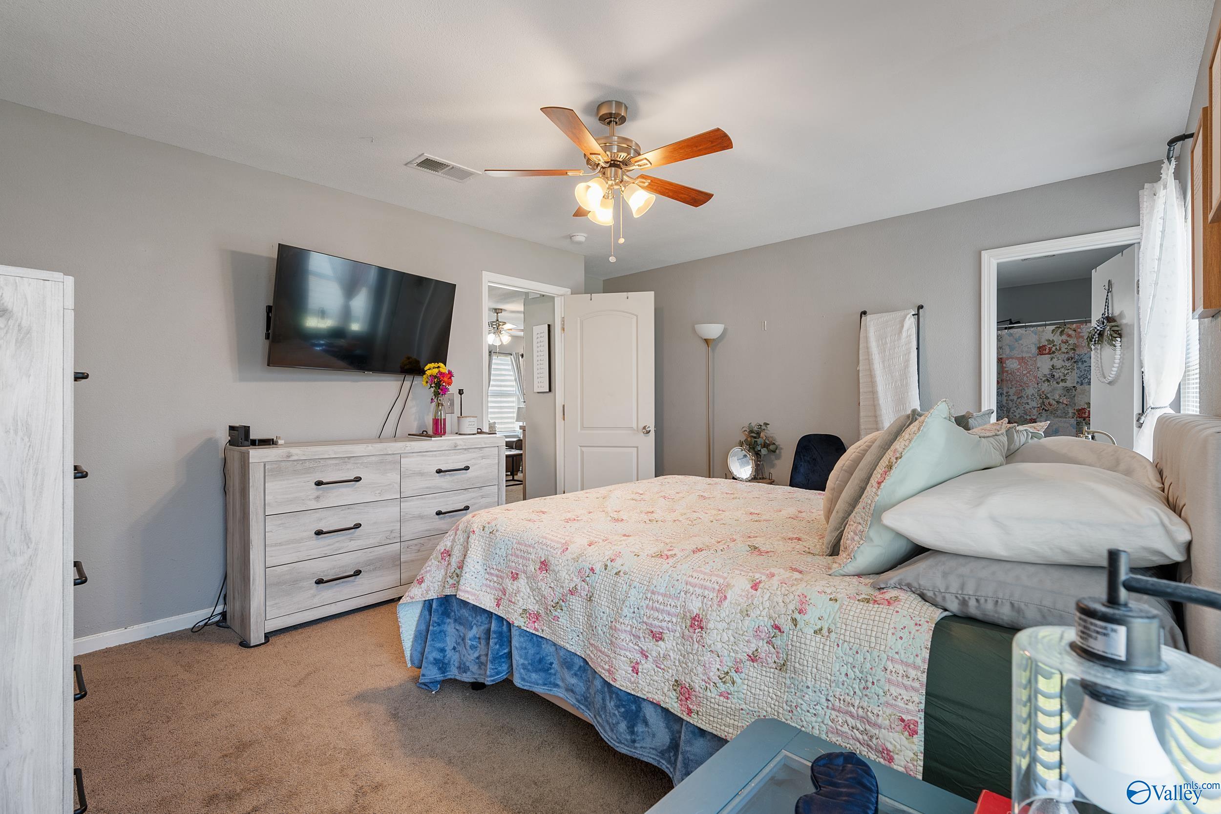 227 Whitestone Drive, Huntsville, Alabama image 10